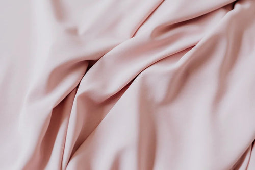 Pink winkle-free bed sheets