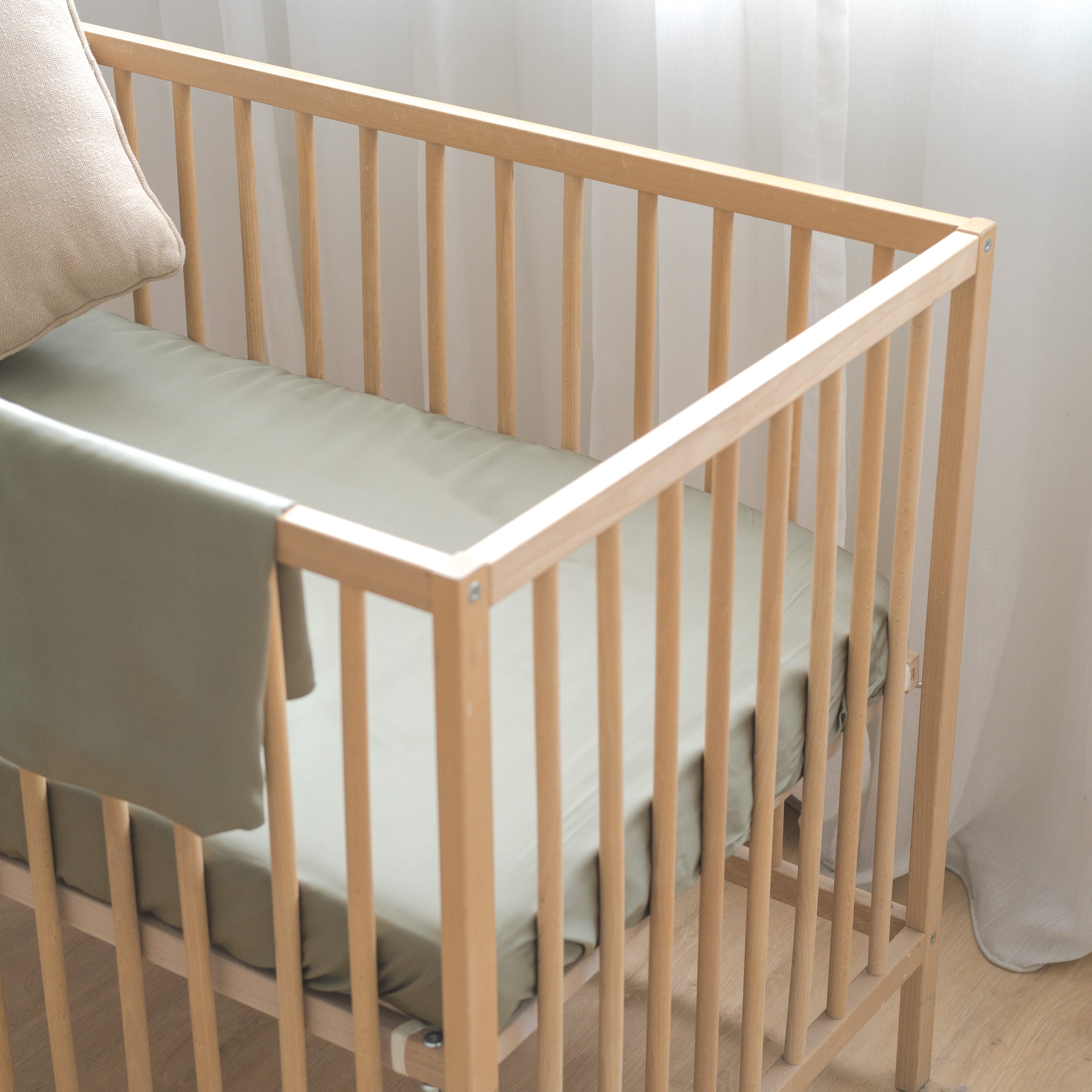 Cot sheets clearance best and less