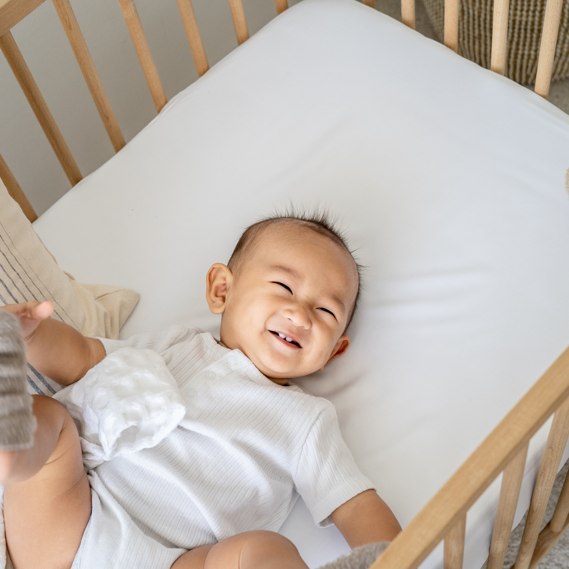 Cot sheet top for baby