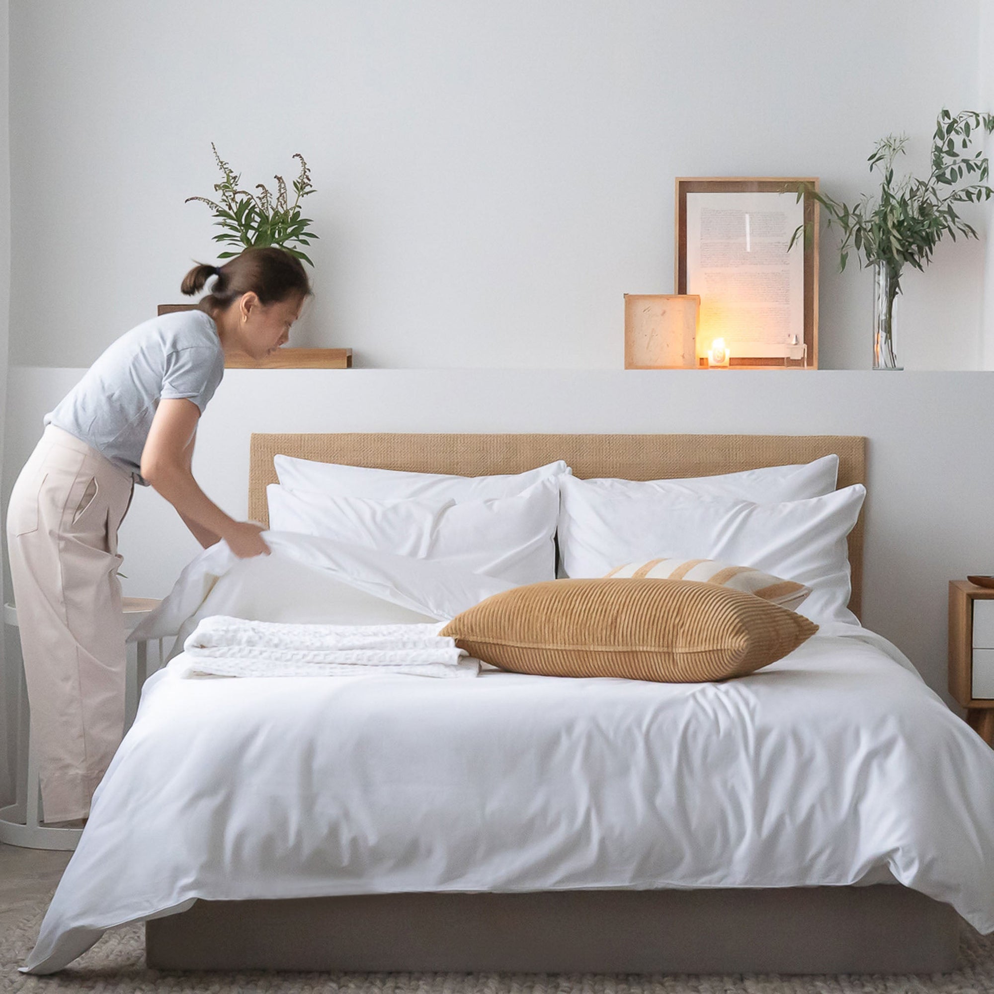 White Cotton Bed Sheets Fitted Sheet Set with Tencel fitted sheet, Tencel Pillow Case, Tencel Duvet Cover. Buy White Tencel Fitted bed sheet set at Weavve Home, Shop Egyptian Cotton Bed Sheets Singapore and Luxury Hotel Sheets. 400 High Thread Count Bed Sheet. 