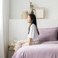 Lilac Mauve TENCEL Bed Sheets Fitted Sheet Set with Tencel fitted sheet, Tencel Pillow Case, Tencel Duvet Cover. Buy Lilac Mauve Tencel Fitted bed sheet set at Weavve Home, Best Bed Sheets Singapore and Luxury Hotel Sheets. 400 High Thread Count Bed Sheet. 
